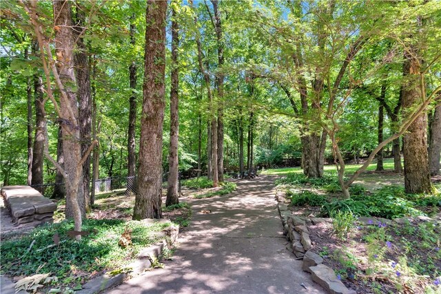 1018 N Canterbury Rd, Fayetteville, AR 72701 - view of home's community featuring a forest view
