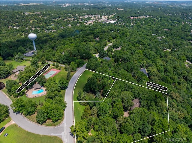 1018 N Canterbury Rd, Fayetteville, AR 72701 - aerial view of property's location featuring property boundaries highlighted