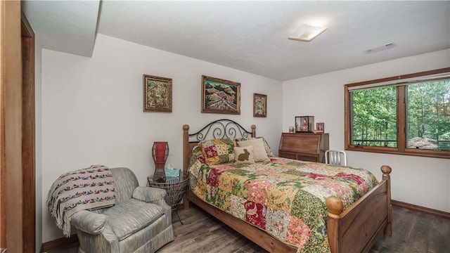 161 Hillcrest Rd, Eureka Springs, AR 72631 - bedroom with wood finished floors and baseboards