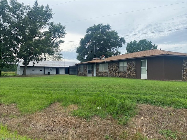 3218 Mulberry Wire Rd, Mulberry, AR 72947 - view of front of house with a front yard