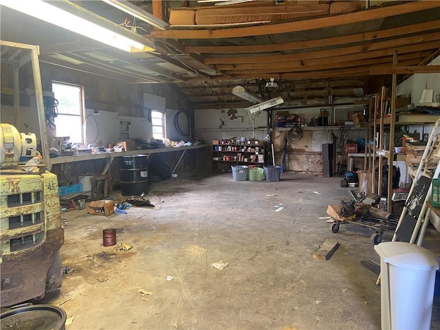 3218 Mulberry Wire Rd, Mulberry, AR 72947 - below grade area featuring a workshop area