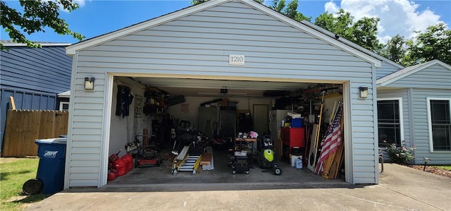 1210 Spring St, Bentonville, AR 72712 - view of detached garage