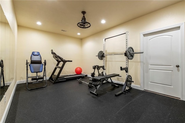 348 Whitcliff Dr, Cave Springs, AR 72718 - workout area with recessed lighting and baseboards