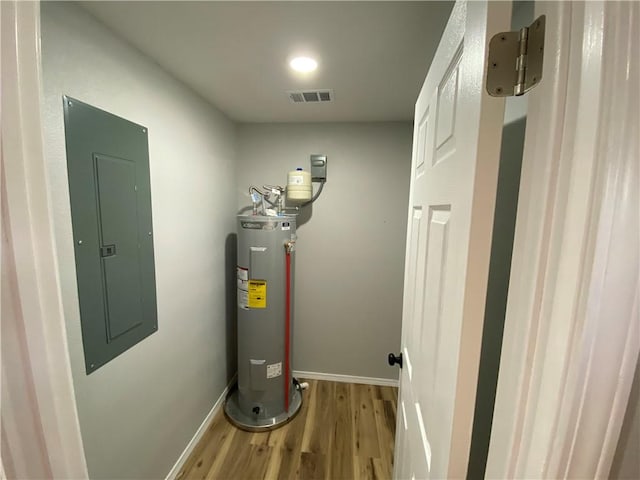 21 S Elizabeth St, Dover, AR 72837 - utilities featuring water heater and electric panel