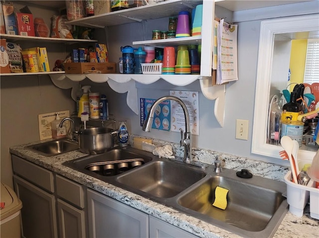 400 Franklin St, Harrison, AR 72601 - kitchen with open shelves and light countertops