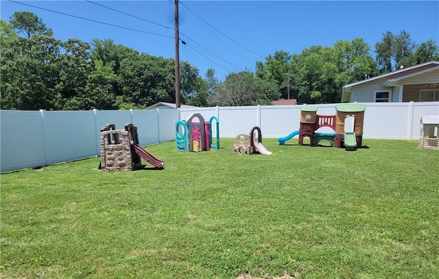 400 Franklin St, Harrison, AR 72601 - view of fenced backyard