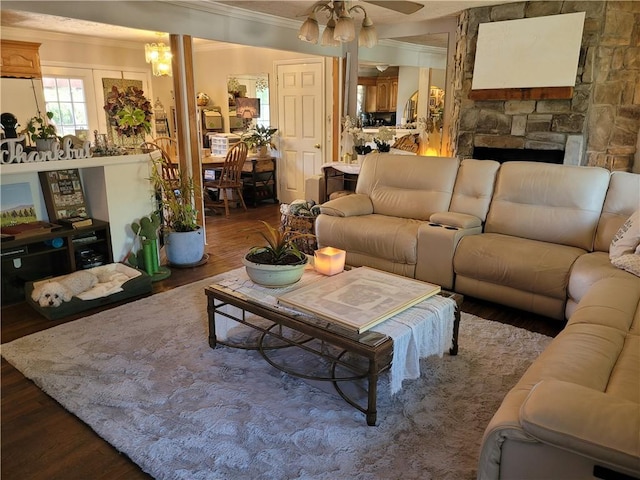 400 Franklin St, Harrison, AR 72601 - living room featuring crown molding, wood finished floors, and ceiling fan
