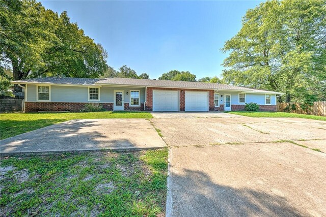 1050 W Garland St Unit A & B, Siloam Springs, AR 72761 - photo 1