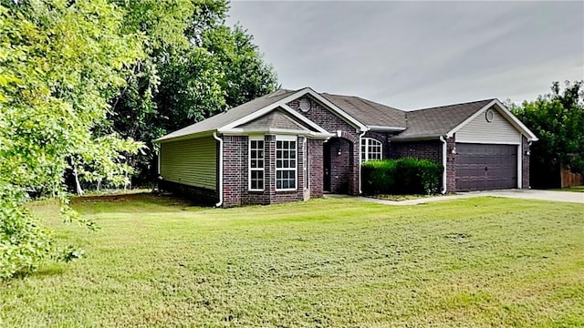 3107 SW Wentworth Ave, Bentonville, AR 72713 - view of front facade featuring a front lawn, a garage, brick siding, and driveway