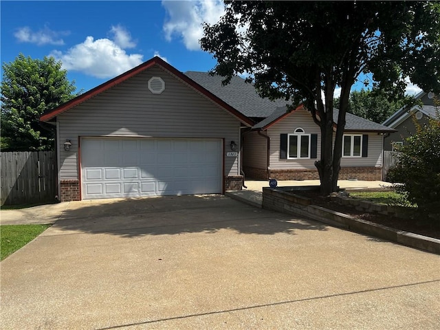 1311 E Rachel Ln, Rogers, AR 72758 - photo 2