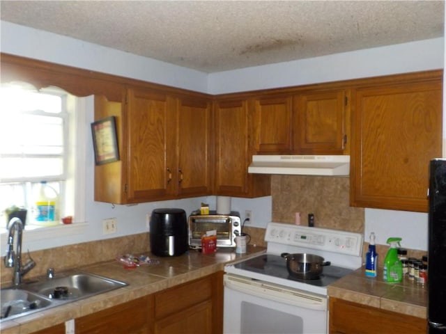 108 NE Boston St, Gravette, AR 72736 - photo 2