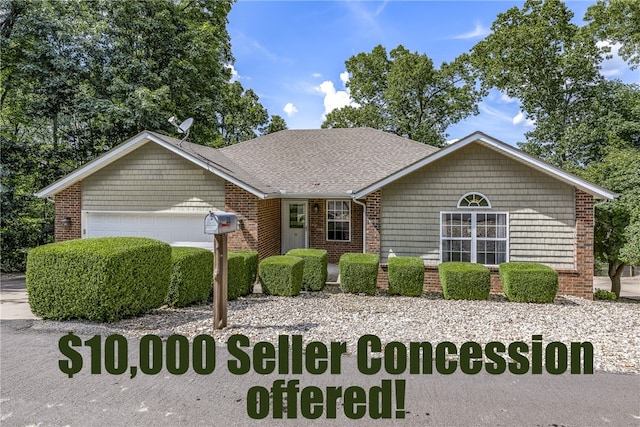 33 Rountree Dr, Bella Vista, AR 72715 - photo 1