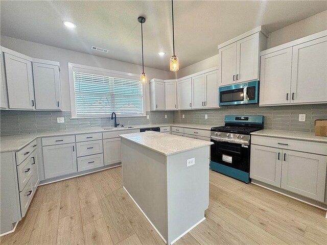 5909 SW Desert Ave, Bentonville, AR 72713