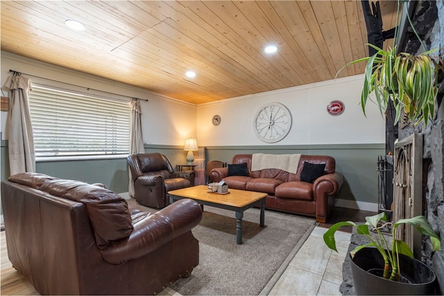 9402 Stone Ln, Omaha, AR 72662 - living room with wooden ceiling and recessed lighting