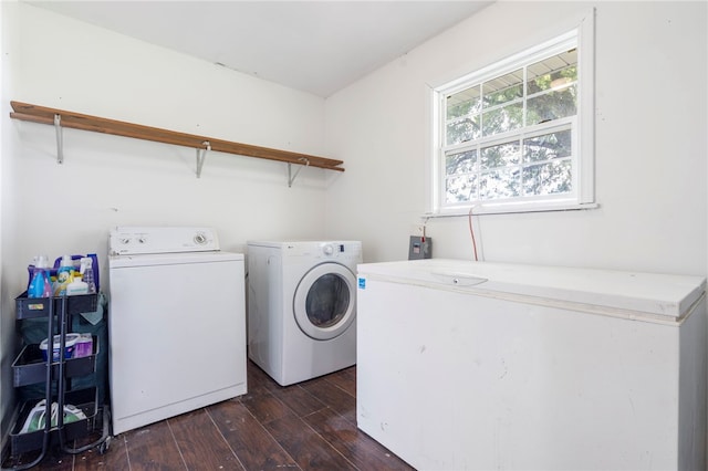 9402 Stone Ln, Omaha, AR 72662 - laundry room featuring washer and dryer and dark wood-type flooring