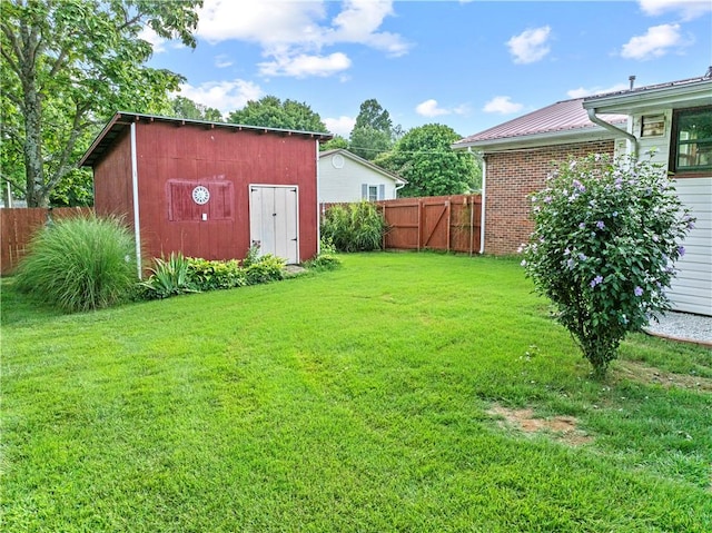 89 Creekview Rd, Harrison, AR 72601 - view of yard featuring a shed