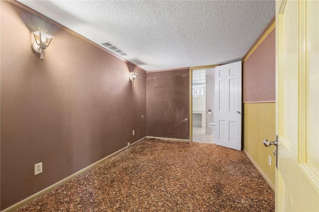 625 W College Ave, Harrison, AR 72601 - carpeted empty room featuring a textured ceiling and baseboards