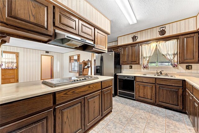 801 SW 2nd Ave, Gravette, AR 72736 - photo 10