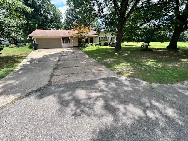 219 Maurita, Jonesboro, AR 72401 - photo 1