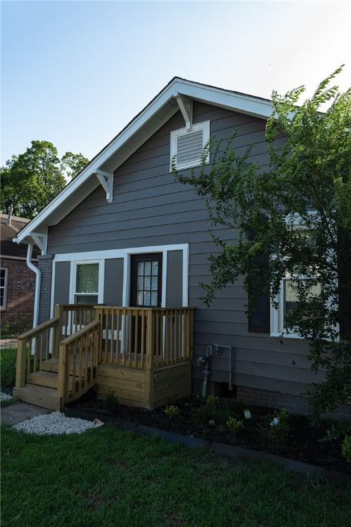 817 Maple, Littlerock, AR 72114 - photo 2