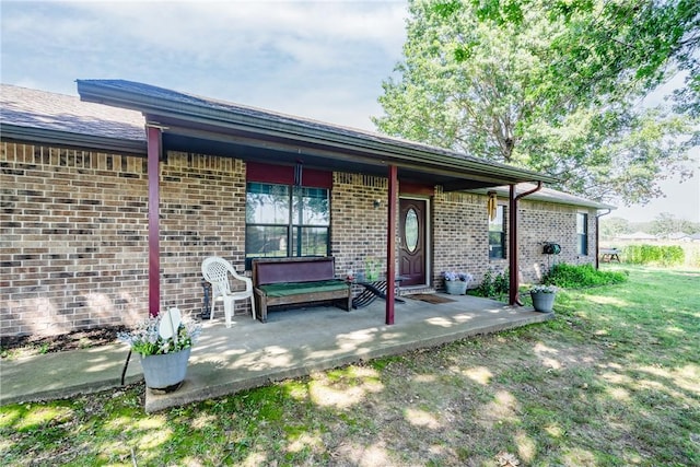 590 Duckworth St, Gentry, AR 72734 - photo 2