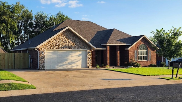 725 Todd Cir, Pea Ridge, AR 72751 - photo 1