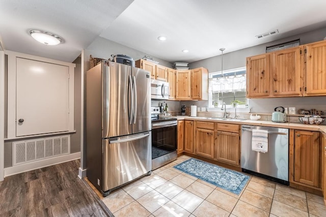 413 Tahlequah St, Siloam Springs, AR 72761 - photo 7