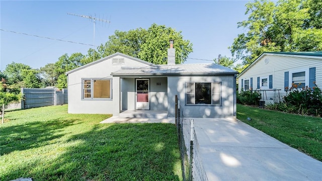 111 5th Ave, Gravette, AR 72736 - photo 1