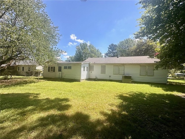 718 Maple Dr, Springdale, AR 72764 - photo 2