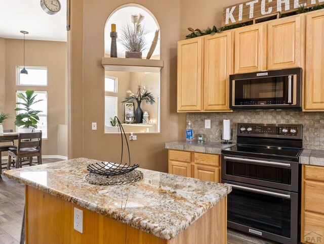 704 S Chimazo Dr, Pueblo West, CO 81007 - photo 7