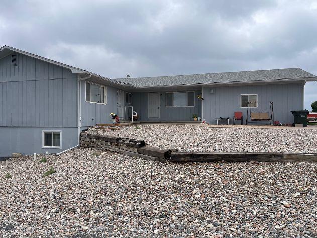 629 E Clarion Dr, Pueblo, CO 81007 - rear view of property