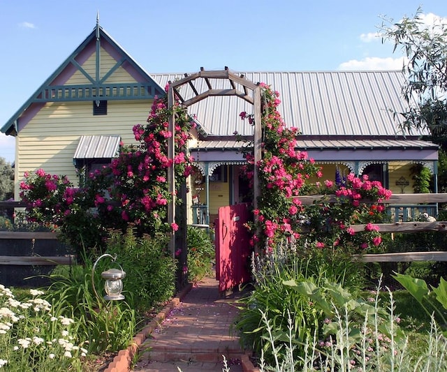 134 E Virginia Ave, La Veta, CO 81055 - view of front facade