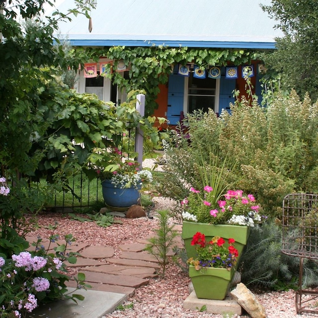 134 E Virginia St, La Veta, CO 81055 - view of yard