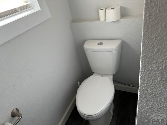 715 E 7th St, Pueblo, CO 81001 - bathroom featuring toilet