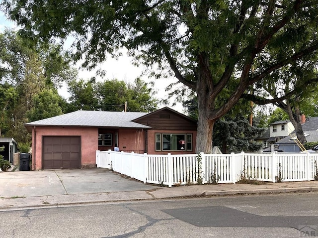 637 Collins Ave, Pueblo, CO 81005 - photo 2