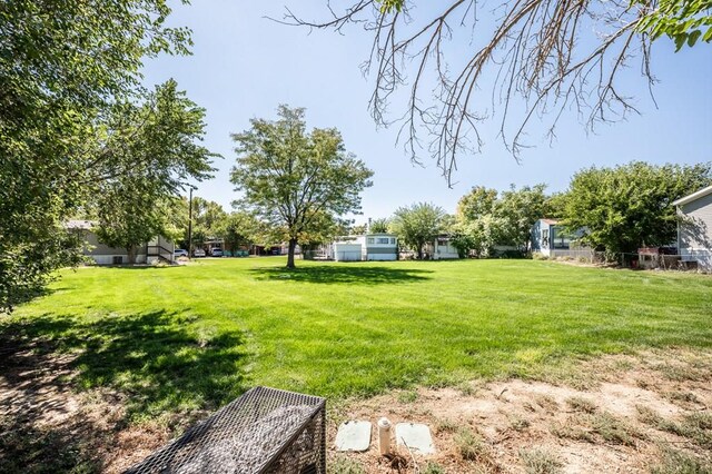 999 Fortino Blvd Unit 33, Pueblo, CO 81008 - view of yard