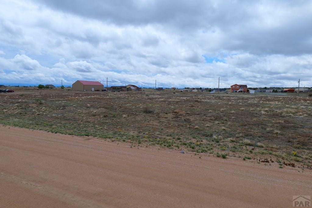1675 N Lyon Dr, Pueblo West, CO 81007