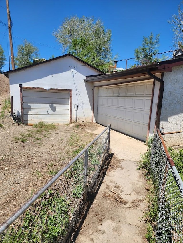 615 San Juan St, Trinidad, CO 81082 - view of detached garage