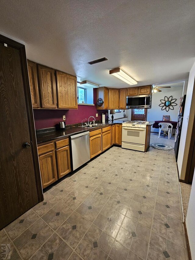 1702 S 8th St, Lamar, CO 81052 - photo 9