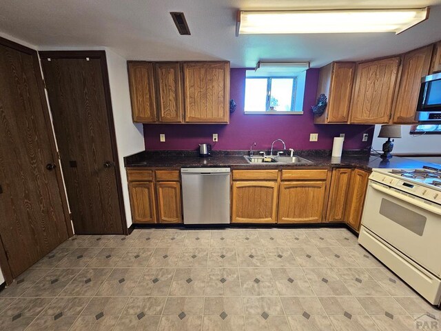 1702 S 8th St, Lamar, CO 81052 - photo 8