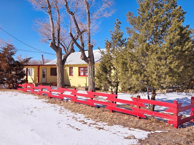 exterior space featuring fence