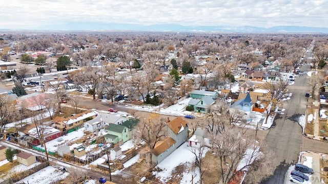 bird's eye view featuring a residential view and a mountain view