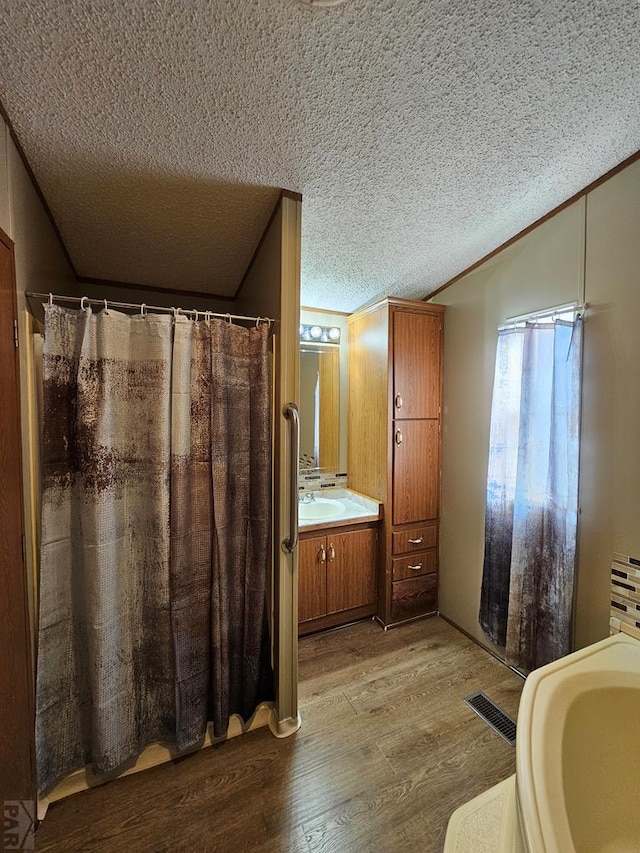 504 E Cedar St, Lamar, CO 81052 - photo 15