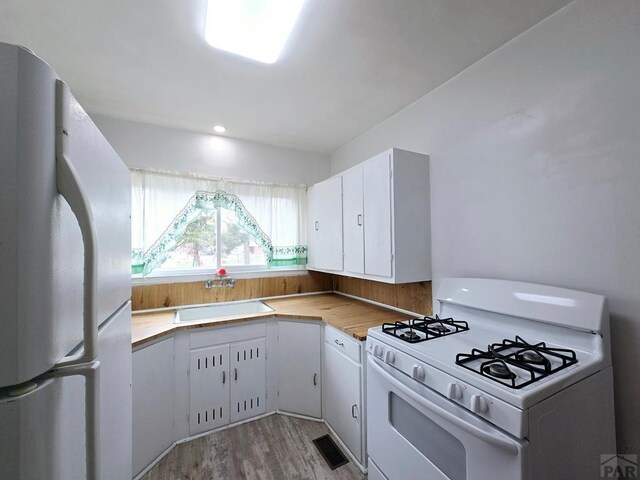 509 5th St, Las Animas, CO 81054 - photo 9