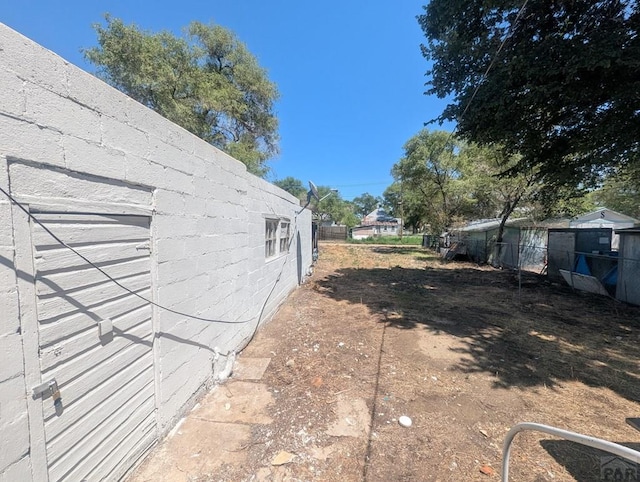 422 Grove Ave, Las Animas, CO 81054 - view of yard
