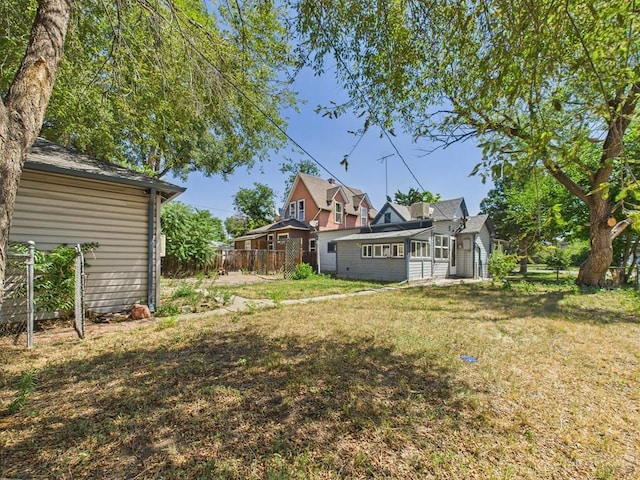 705 Euclid Ave, Pueblo, CO 81004 - view of yard