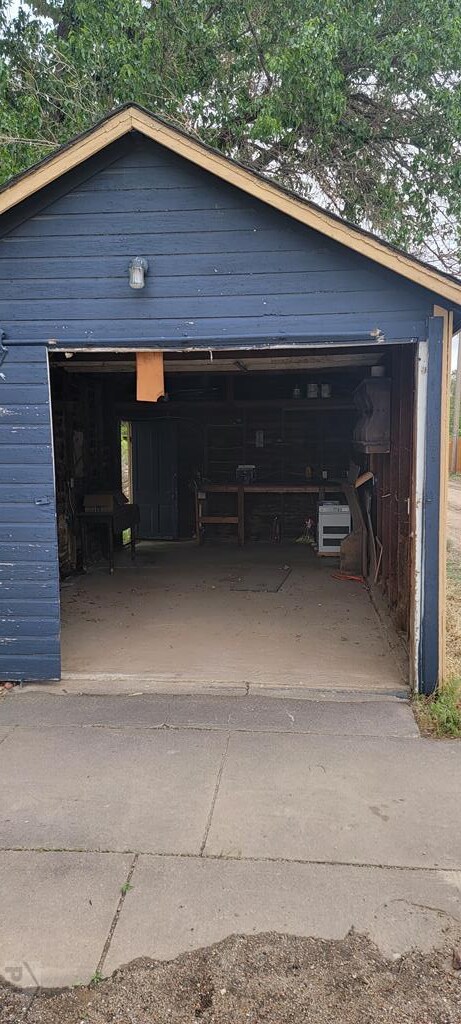 view of detached garage