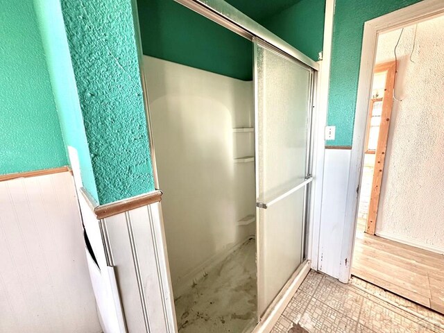 bathroom featuring wainscoting