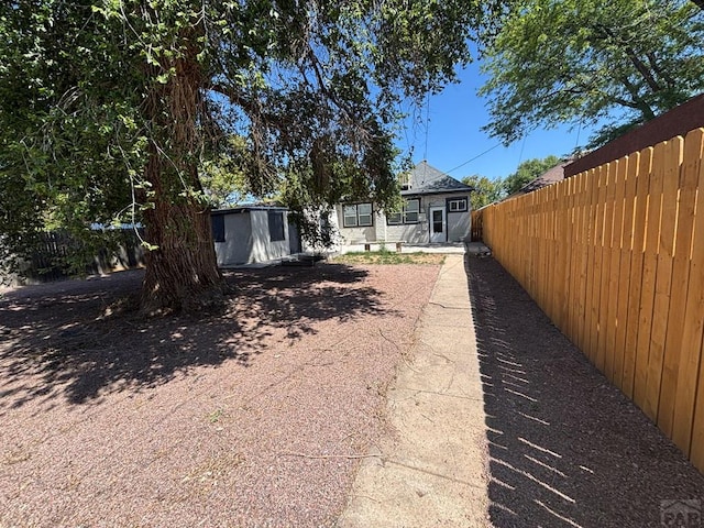 1610 E 6th St, Pueblo, CO 81001 - view of yard
