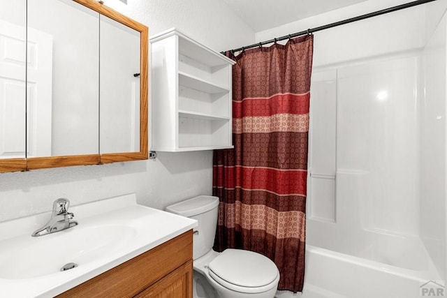 503 N Iliff Dr, Pueblo West, CO 81007 - bathroom featuring toilet, vanity, and shower / bath combo